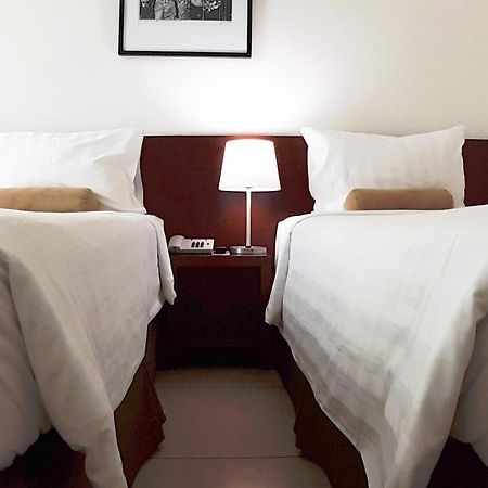 Park Hotel Cawang Giacarta Esterno foto