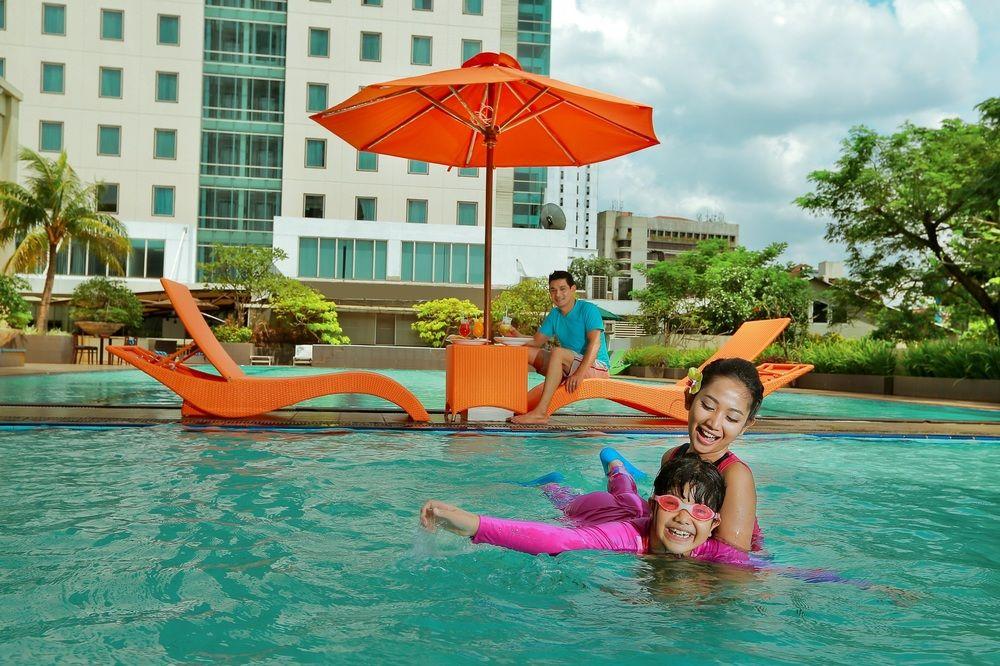 Park Hotel Cawang Giacarta Esterno foto