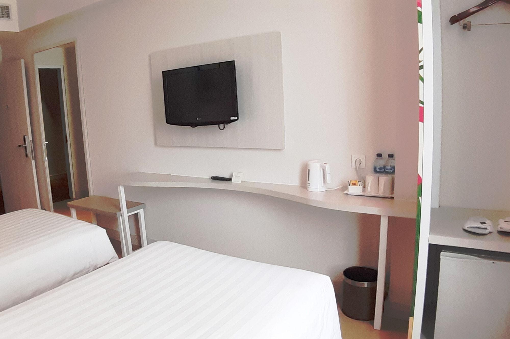 Park Hotel Cawang Giacarta Esterno foto