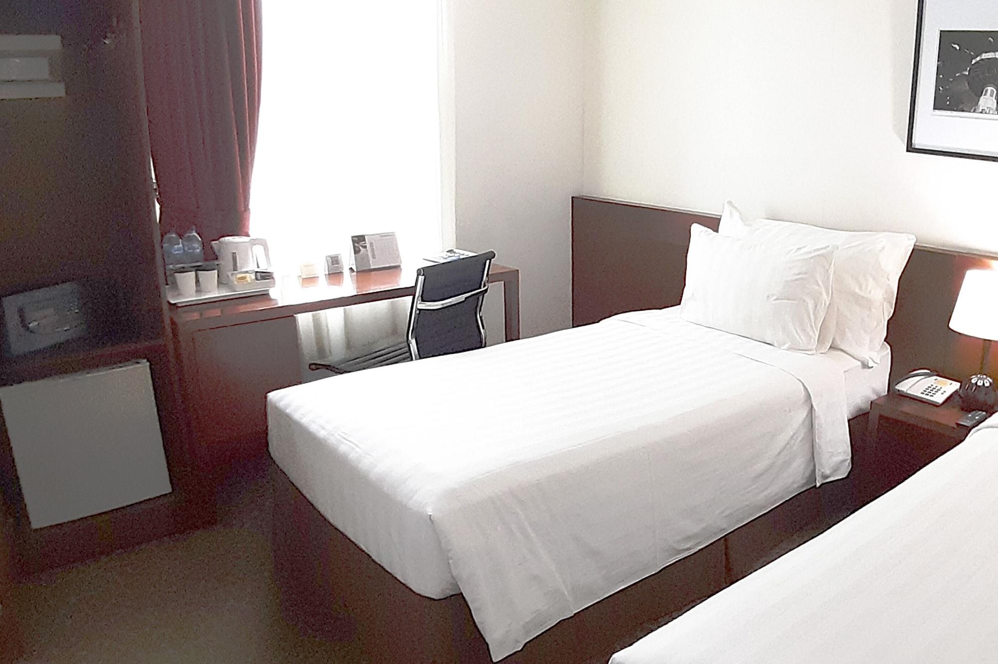 Park Hotel Cawang Giacarta Esterno foto