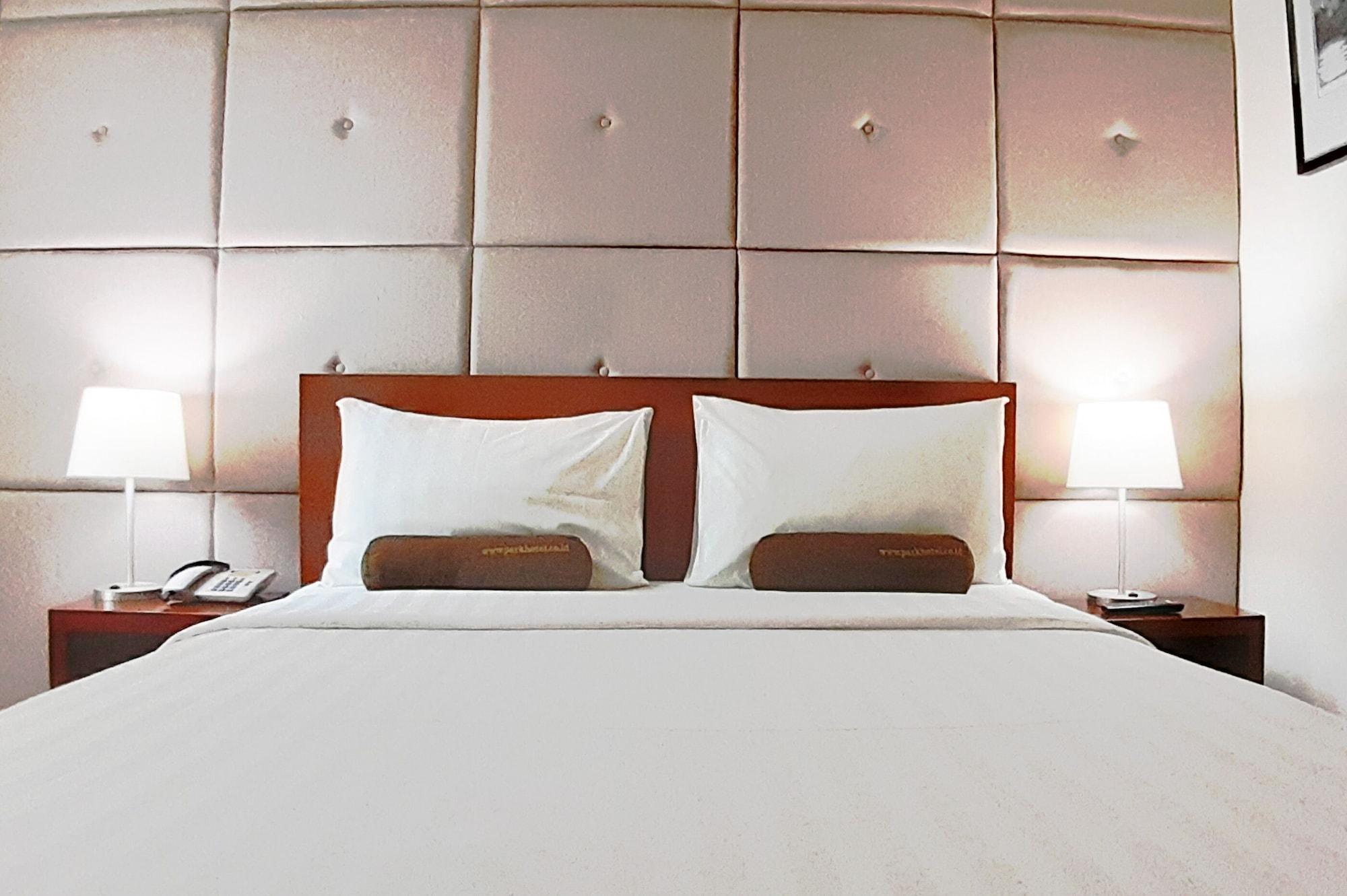 Park Hotel Cawang Giacarta Esterno foto
