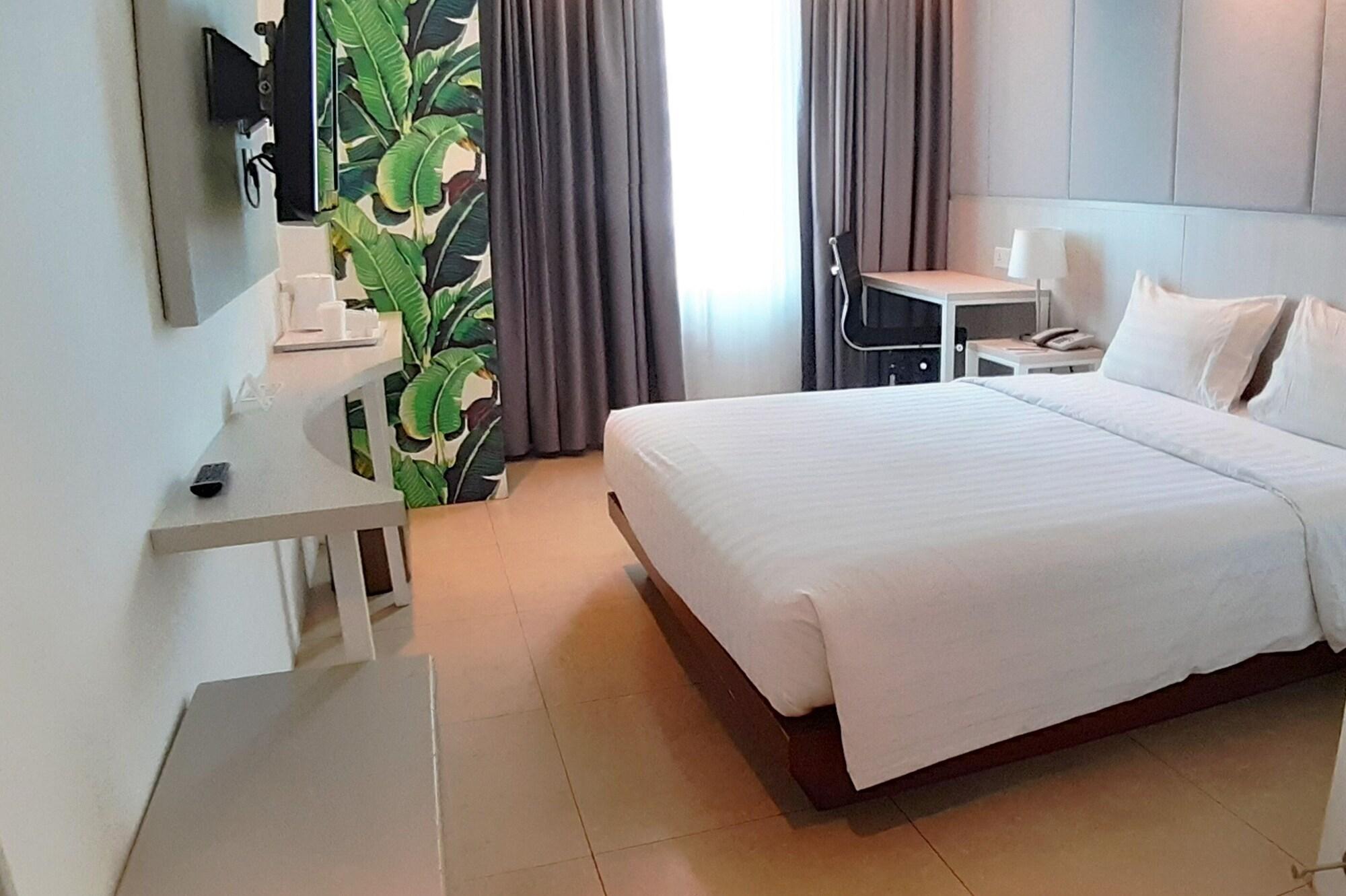 Park Hotel Cawang Giacarta Esterno foto