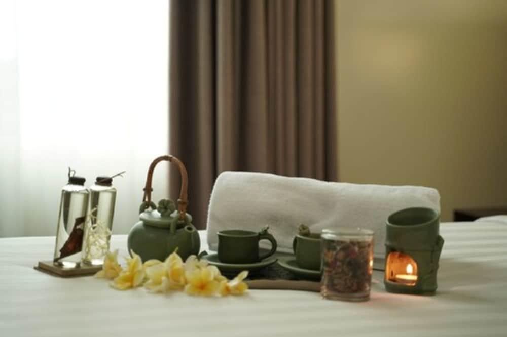 Park Hotel Cawang Giacarta Esterno foto