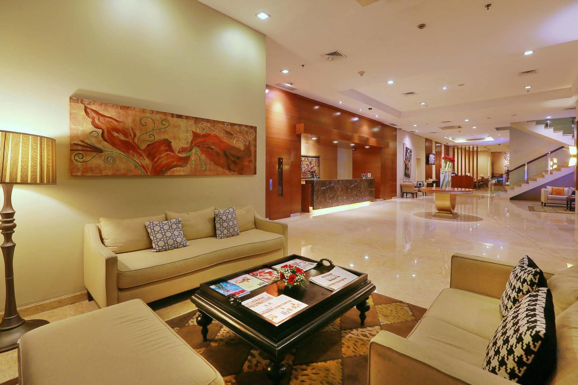 Park Hotel Cawang Giacarta Esterno foto
